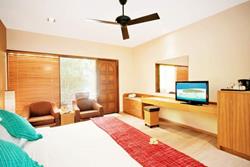 Maldives scuba diving holiday - Eriyadu Island Resort. Deluxe room.